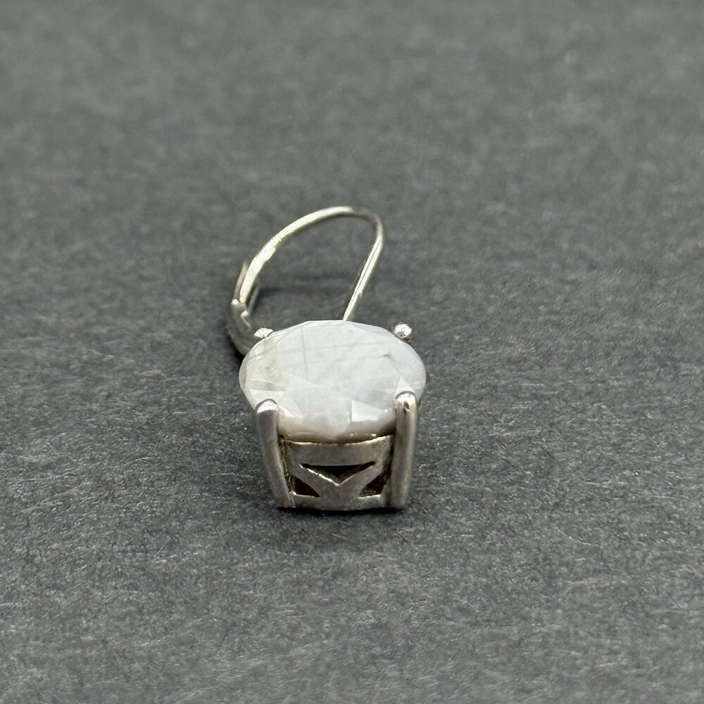 925 Sterling Silver Faceted Gray Chalcedony Quartz Leverback Drop Earrings - Picture 2 of 7